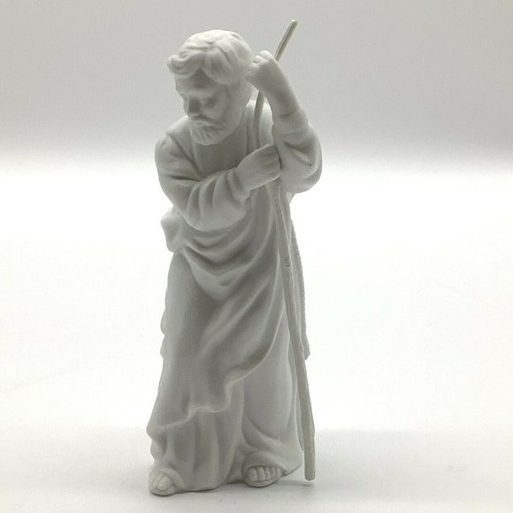 Avon Holy Family Nativity Collectibles - Picture 7 of 12